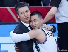 开云体育登录-裁判判罚被质疑，引发球队抗议事件
