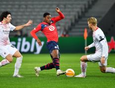 开云平台-拉齐奥主场迎战萨索洛，努力争取三分