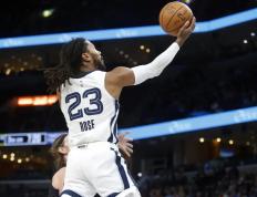 开云体育中国-灰熊衰退？戴维斯离队影响深远，球队迷失方向