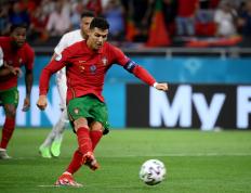 开云平台-包含斯洛文尼亚队胜出，晋级欧洲杯四分之一的词条