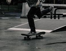 开云体育官网-快船鏖战麻辣四川，武切维奇火锅盛宴独辣洛杉矶