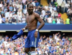 开云体育中国-费城灯火，华南虎夜，一场篮球幻梦中的王哲林制胜时刻