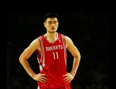 开云体育中国-孤胆与体系，当阿隆索用复古英雄主义对抗F1工业流水线