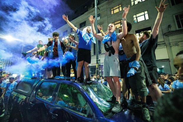 开云体育入口-关于热血激情！欧洲赛事现场观众狂欢的信息