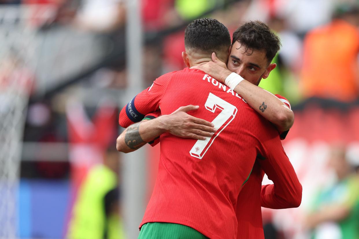 开云体育登录-葡萄牙队完胜奥地利队,张继科扛起全队