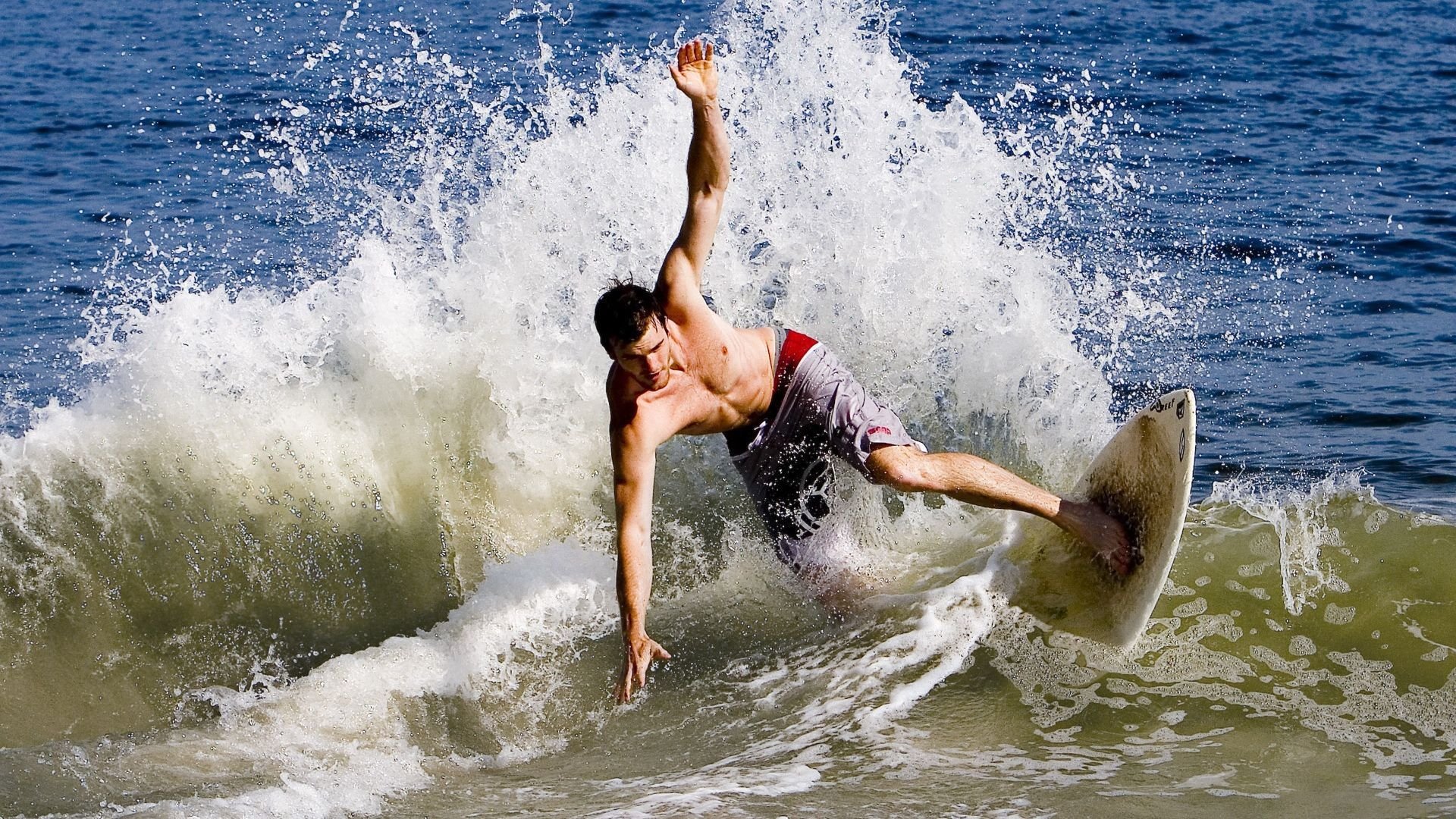 开云APP-命运的三毫米,当詹姆斯在计时器归零前拨动乾坤